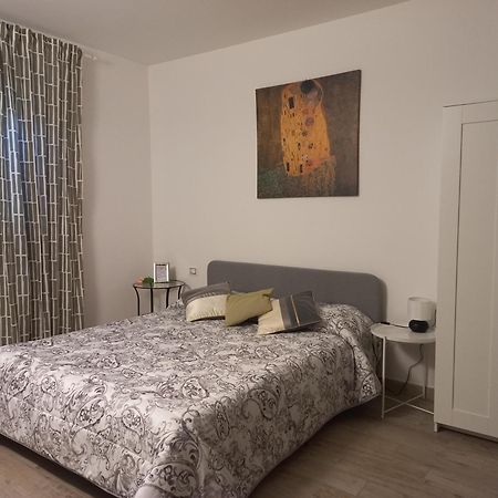 Ferienwohnung Rose House Rent Osimo Exterior foto